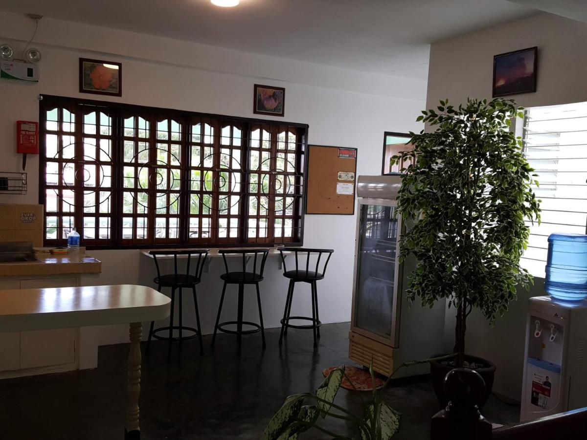 Citadel Alona Inn بنغلاو المظهر الخارجي الصورة