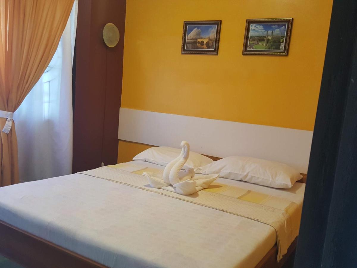 Citadel Alona Inn بنغلاو المظهر الخارجي الصورة